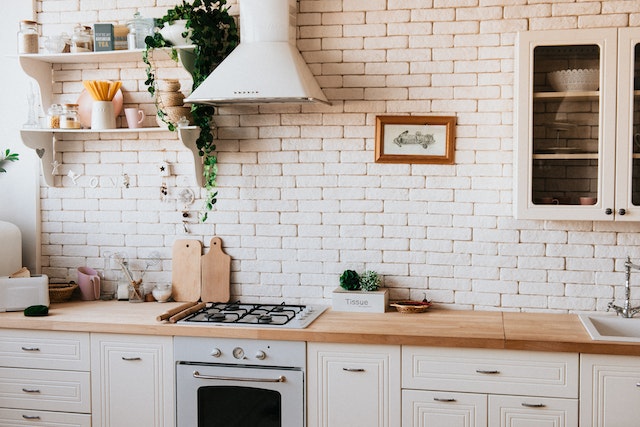 neutral toned kitchen